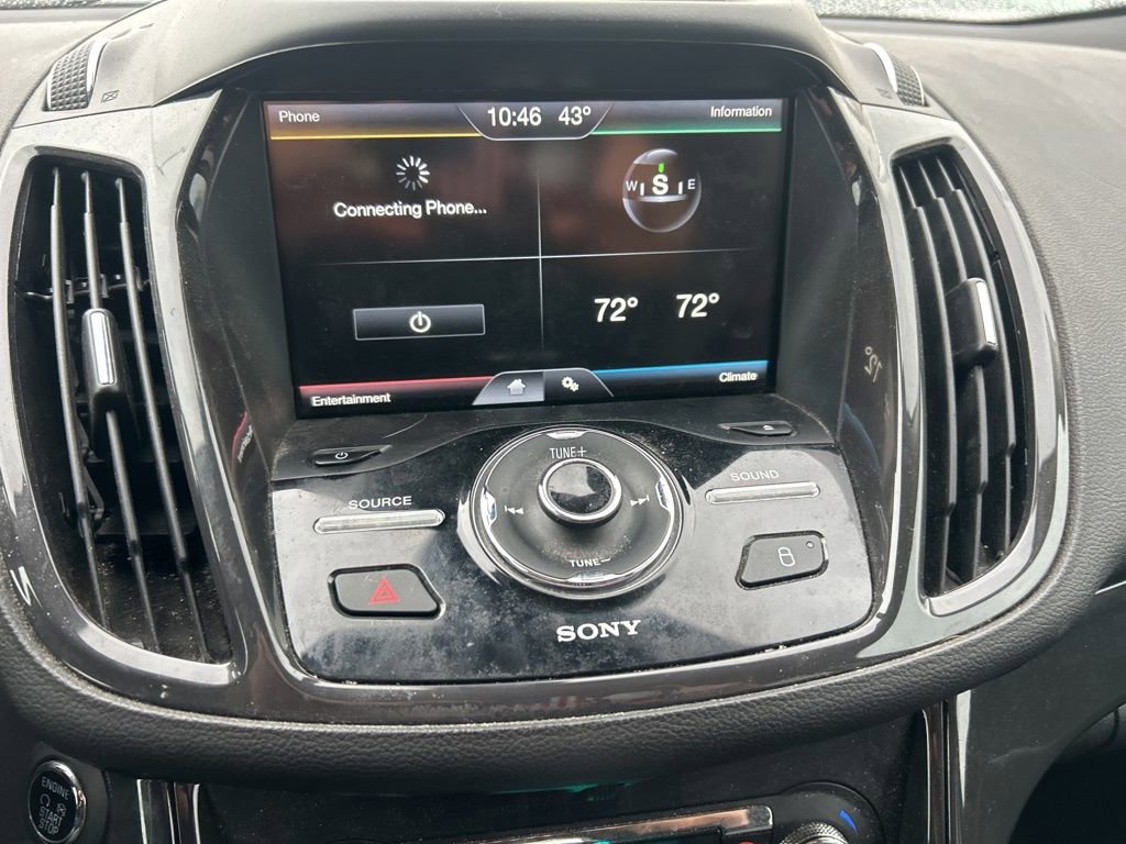 Used 2014 Ford Escape Titanium image 2