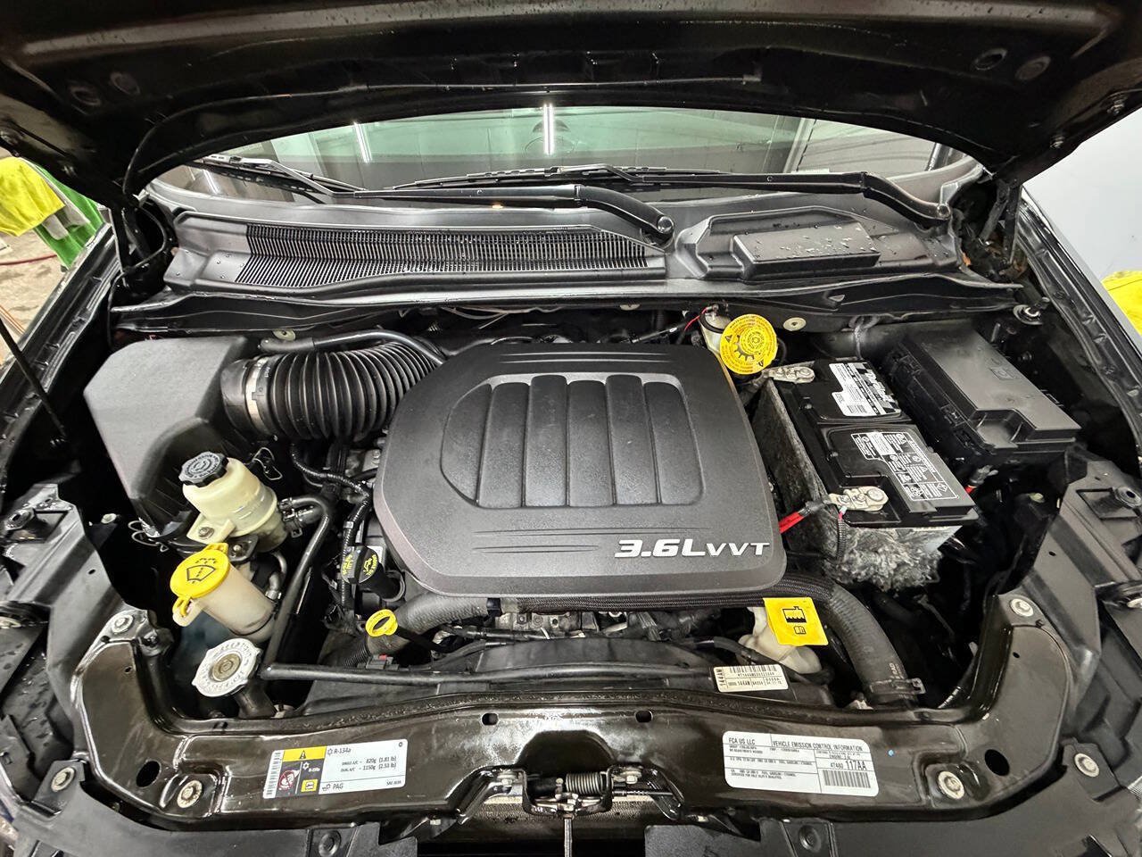 Used 2015 Dodge Grand Caravan R/T FWD image 27