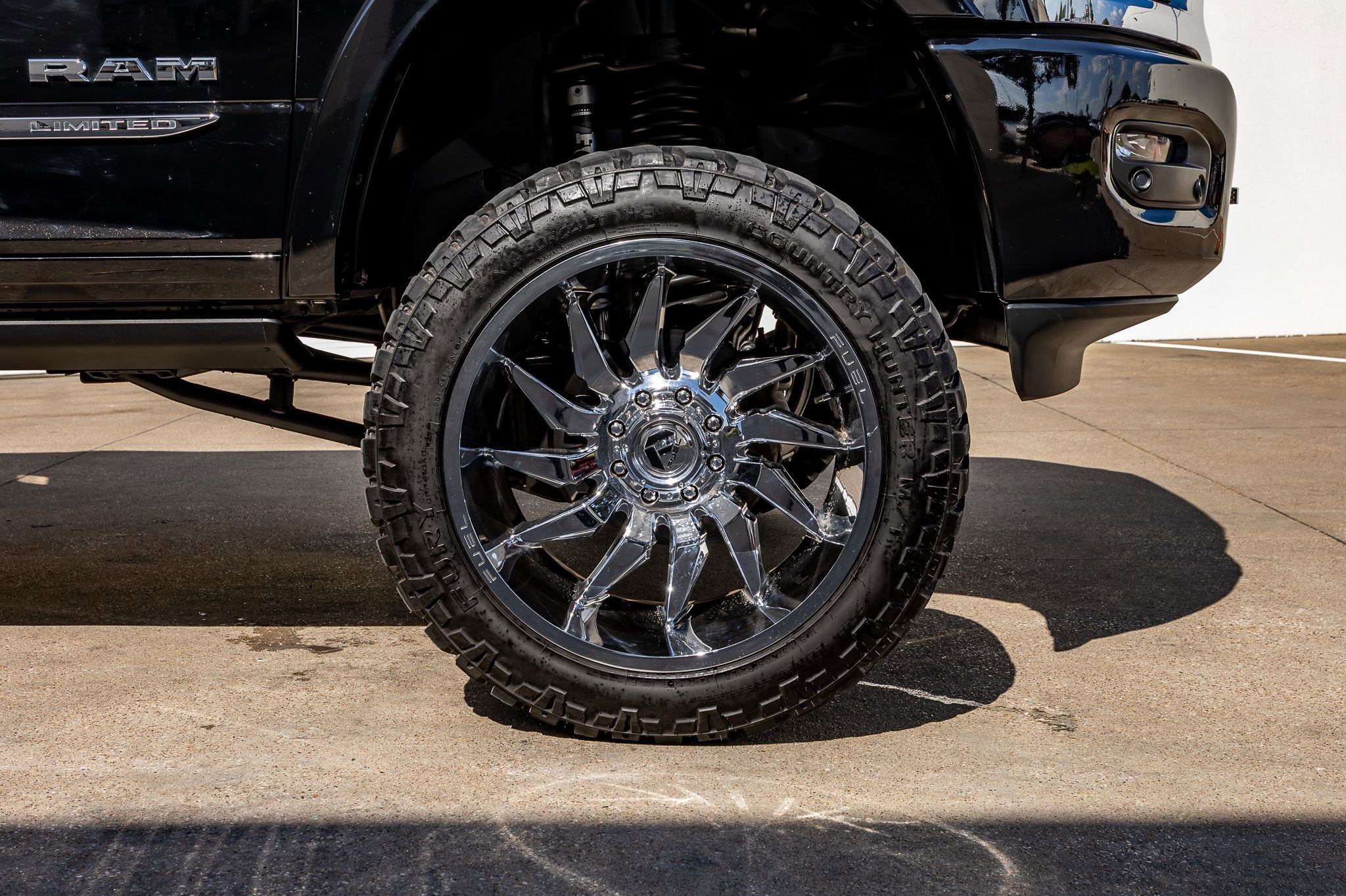 Used 2021 RAM 2500 Limited image 11