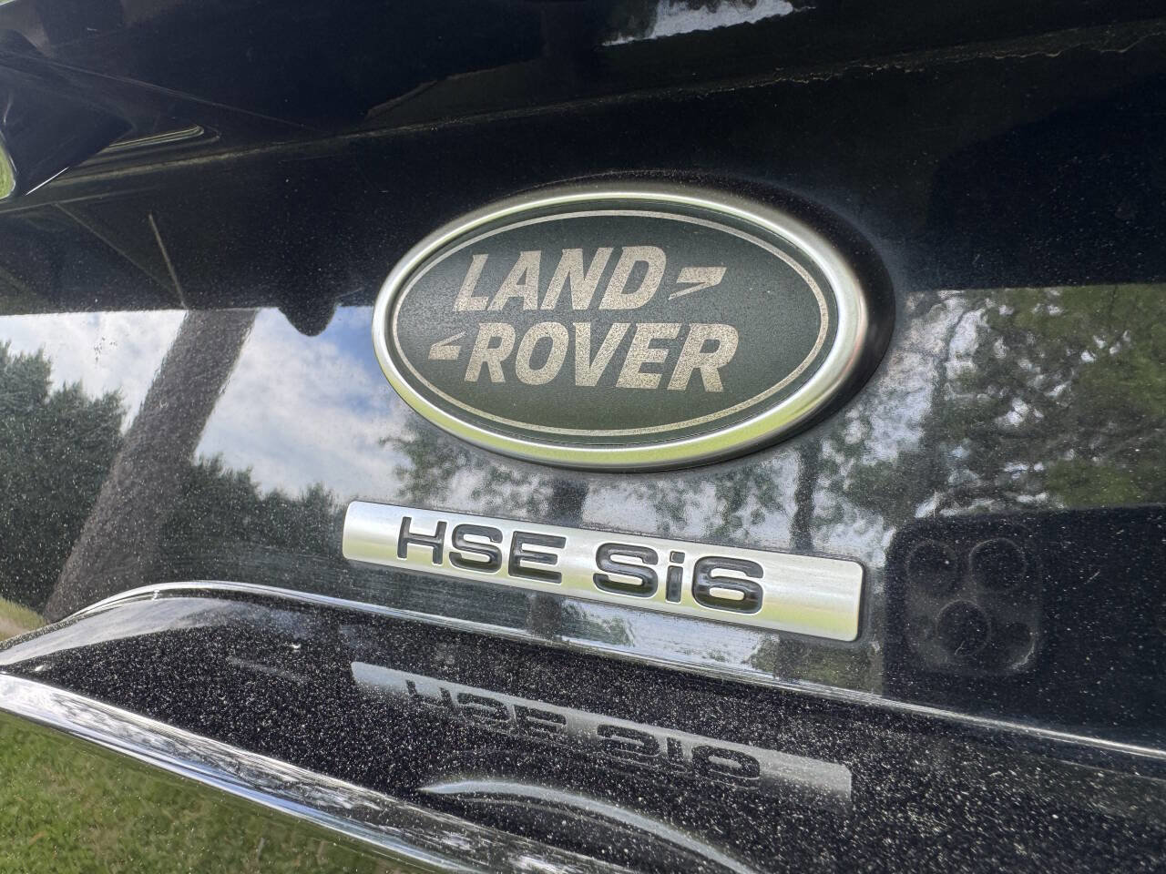 Used 2017 Land Rover Discovery HSE AWD/4WD image 10