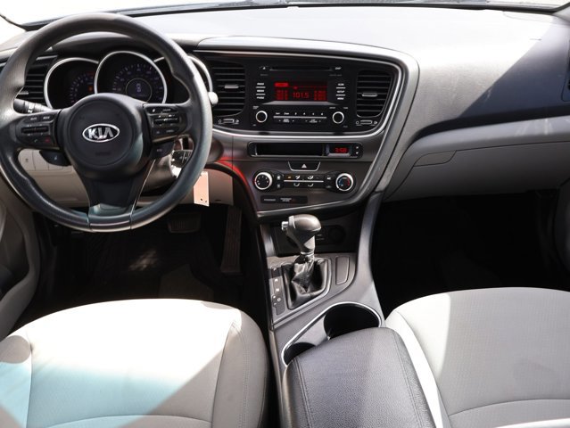 Used 2015 Kia Optima LX FWD image 19