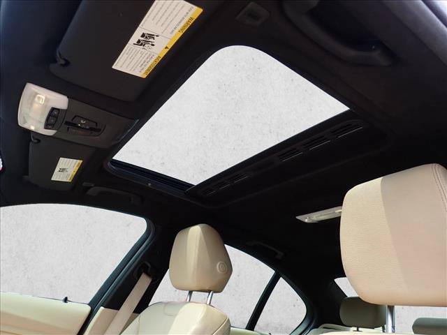 Used 2014 BMW 335i Sedan RWD image 12