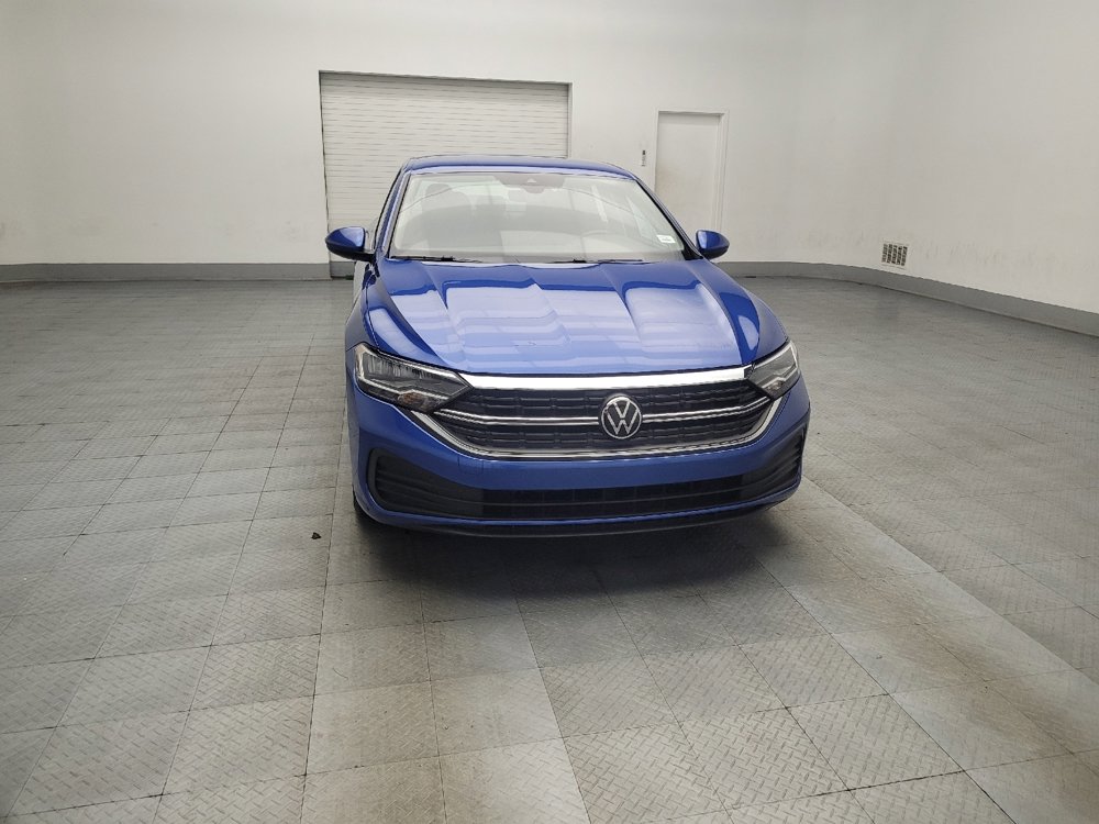 Used 2024 Volkswagen Jetta SE image 14
