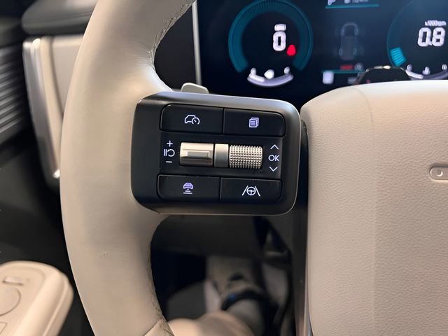 Used 2025 Hyundai Santa Fe SEL image 25