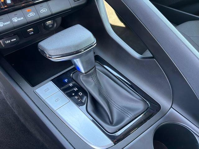 Used 2023 Hyundai Elantra SEL FWD image 23