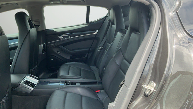 Used 2011 Porsche Panamera 4 AWD/4WD image 21