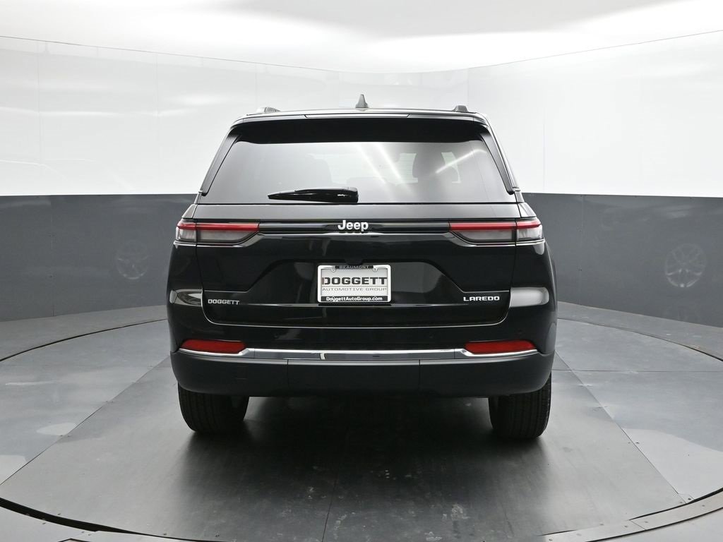 New 2025 Jeep Grand Cherokee Laredo X image 8