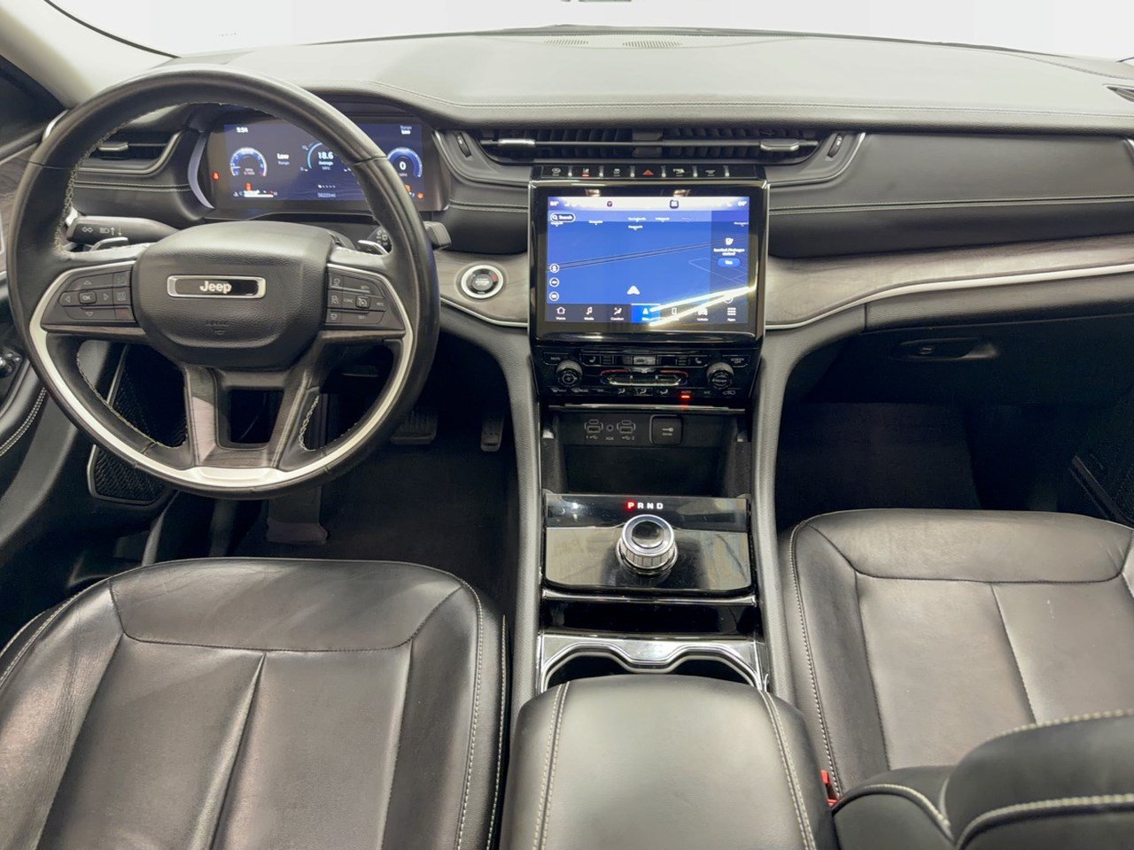 Used 2022 Jeep Grand Cherokee Limited RWD image 17