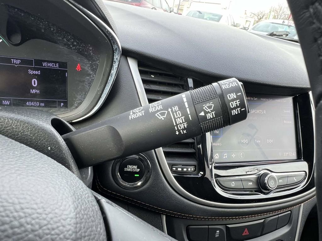 Used 2020 Chevrolet Trax LT w/ LT Convenience Package FWD image 23