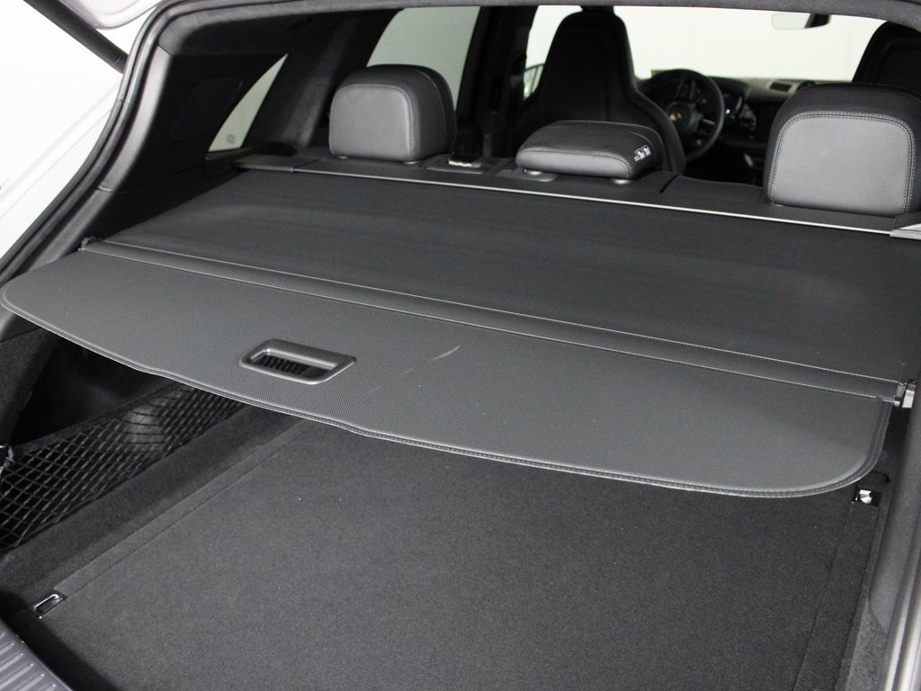 New 2026 Porsche Cayenne GTS image 15