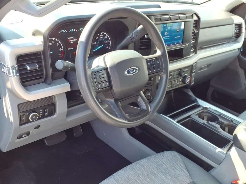 Used 2024 Ford F250 XLT AWD/4WD image 17