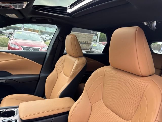 New 2026 Lexus RX 350h AWD/4WD image 14