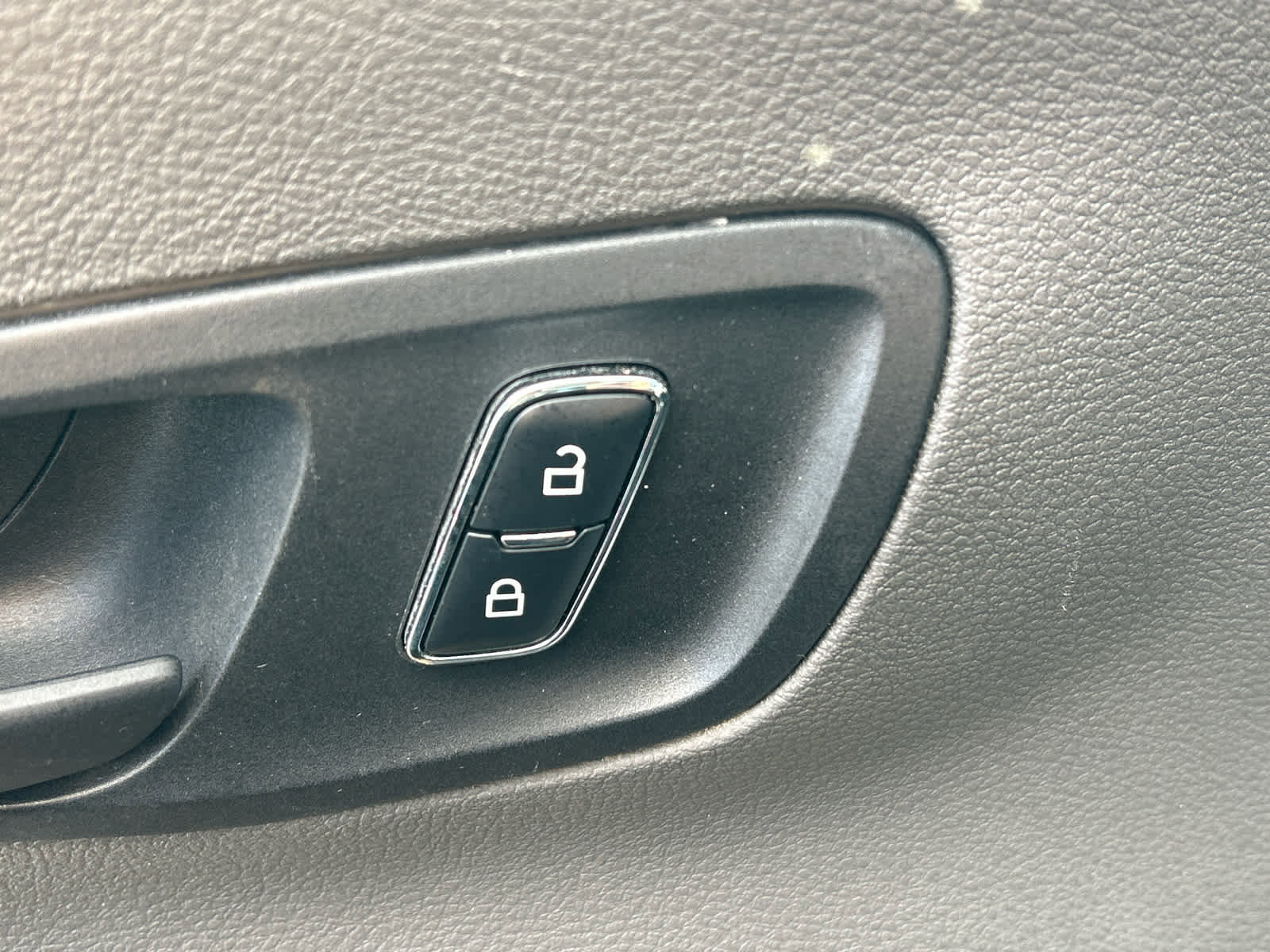 Used 2023 Ford Transit 250 Low Roof AWD w/ Exterior Upgrade Package image 16