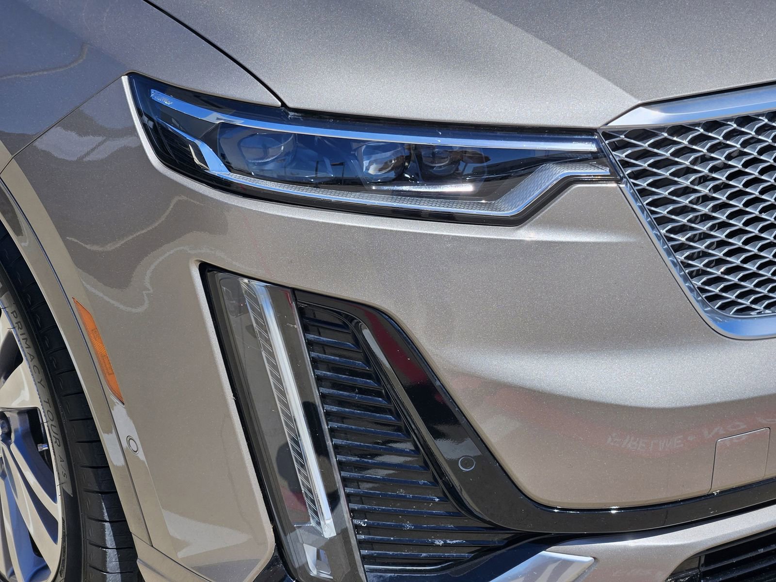 Certified 2023 Cadillac XT6 Premium Luxury w/ Platinum Package image 9