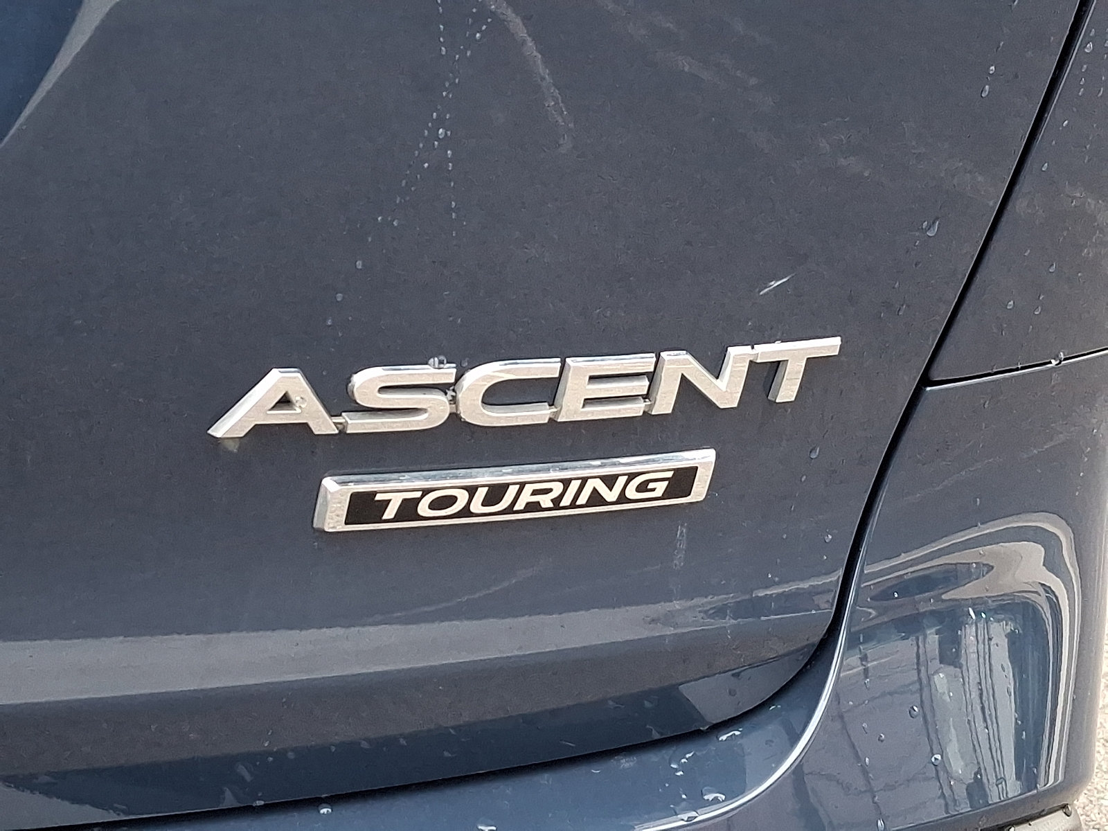 Used 2023 Subaru Ascent Touring AWD/4WD image 32