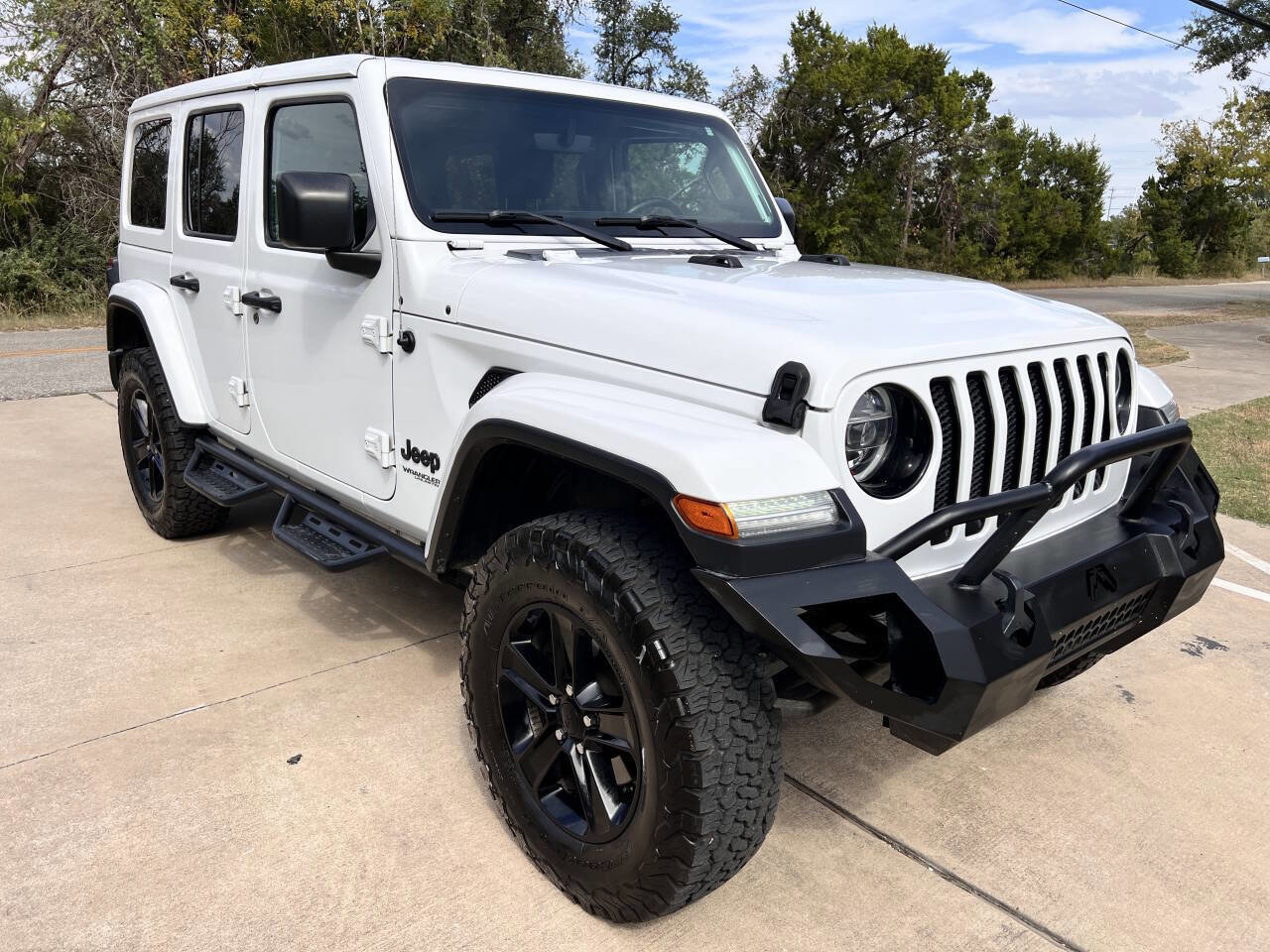 Used 2019 Jeep Wrangler Unlimited Sahara