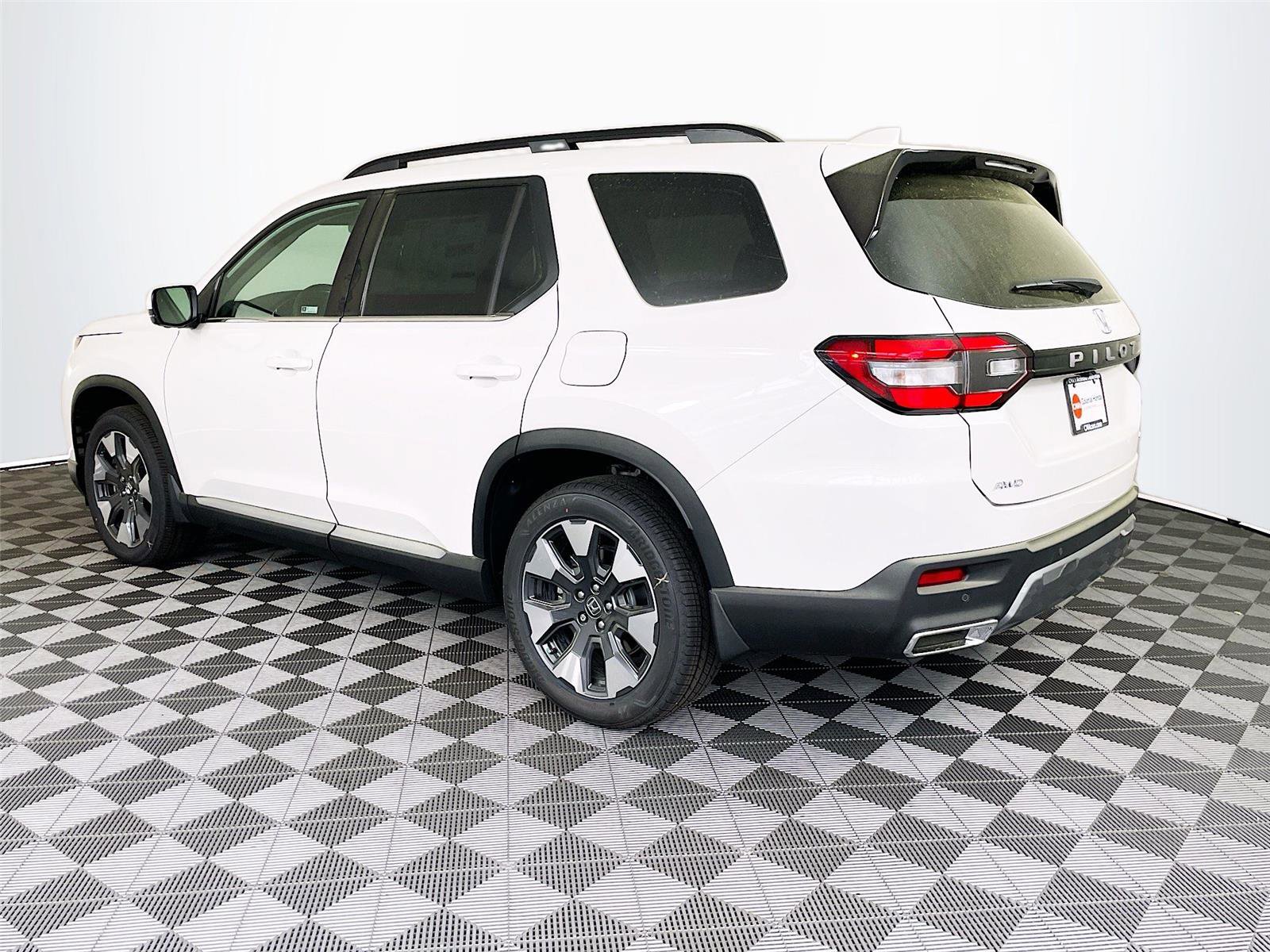 New 2026 Honda Pilot Elite image 4