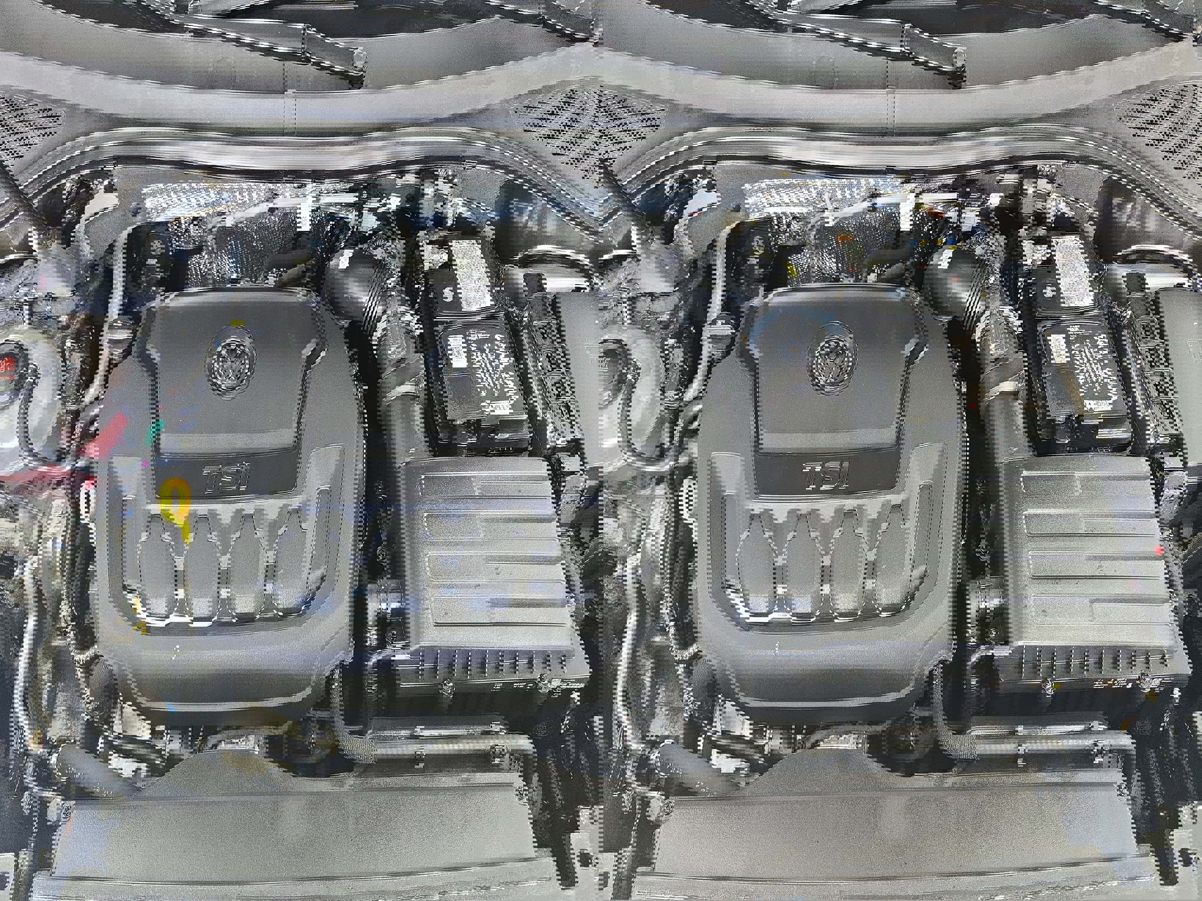 Certified 2023 Volkswagen Tiguan SE R-Line image 30