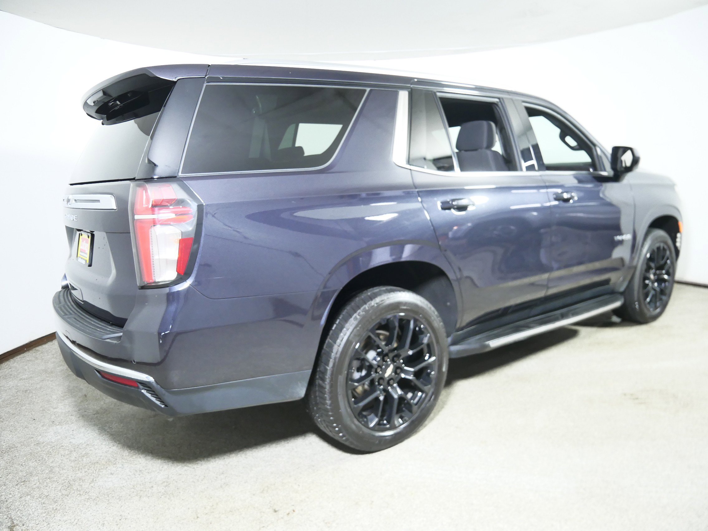 Used 2023 Chevrolet Tahoe LS image 7