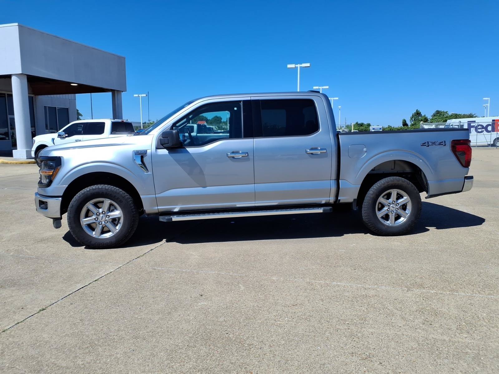 Used 2025 Ford F150 XLT w/ Equipment Group 301A Standard AWD/4WD image 2