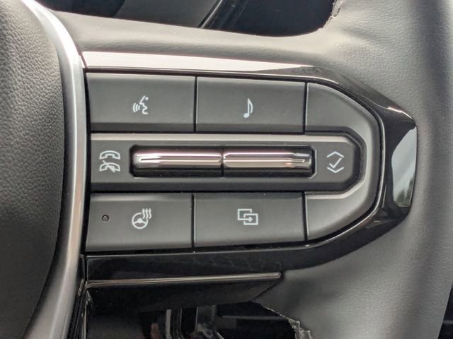 Certified 2024 Chevrolet Colorado ZR2 w/ ZR2 Convenience Package III AWD/4WD image 31