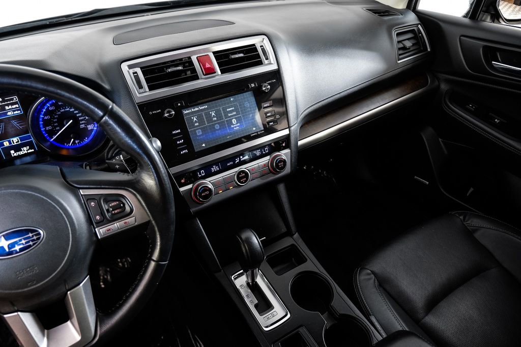 Used 2016 Subaru Outback 3.6R Limited image 23