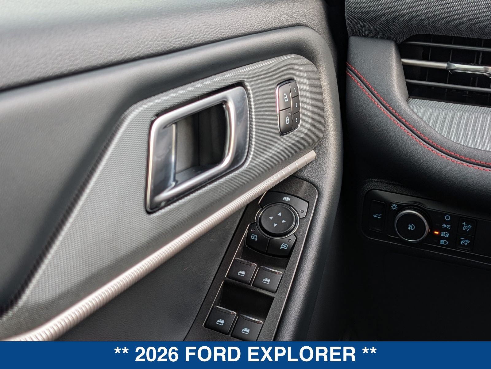 New 2026 Ford Explorer ST-Line w/ ST-Line Street Pack RWD image 27