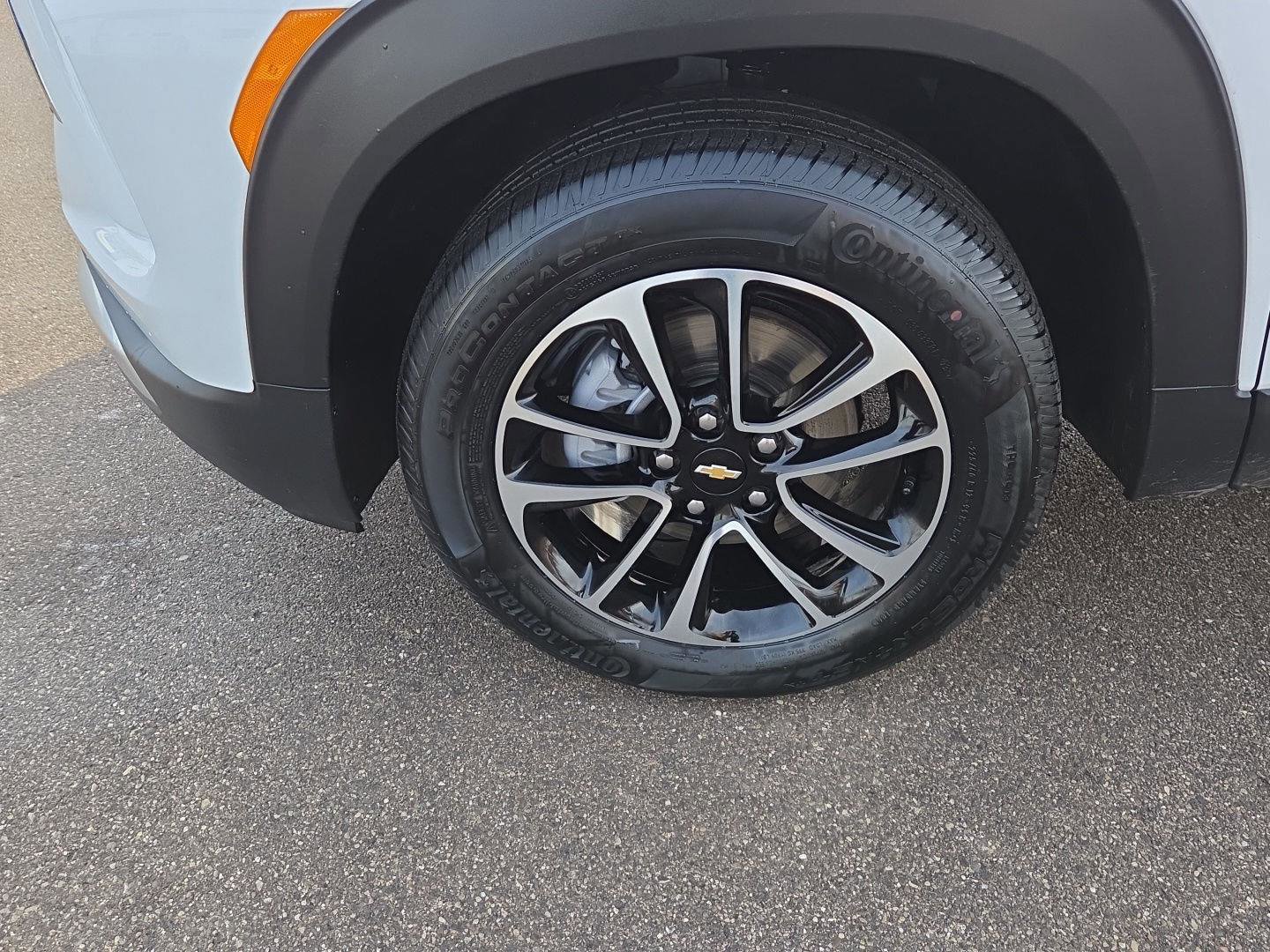 Used 2025 Chevrolet TrailBlazer LT image 11