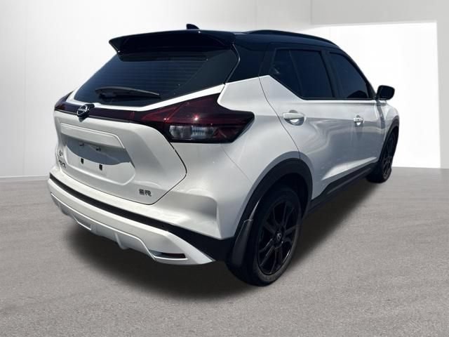 Used 2024 Nissan Kicks SR w/ SR Premium Package FWD image 5