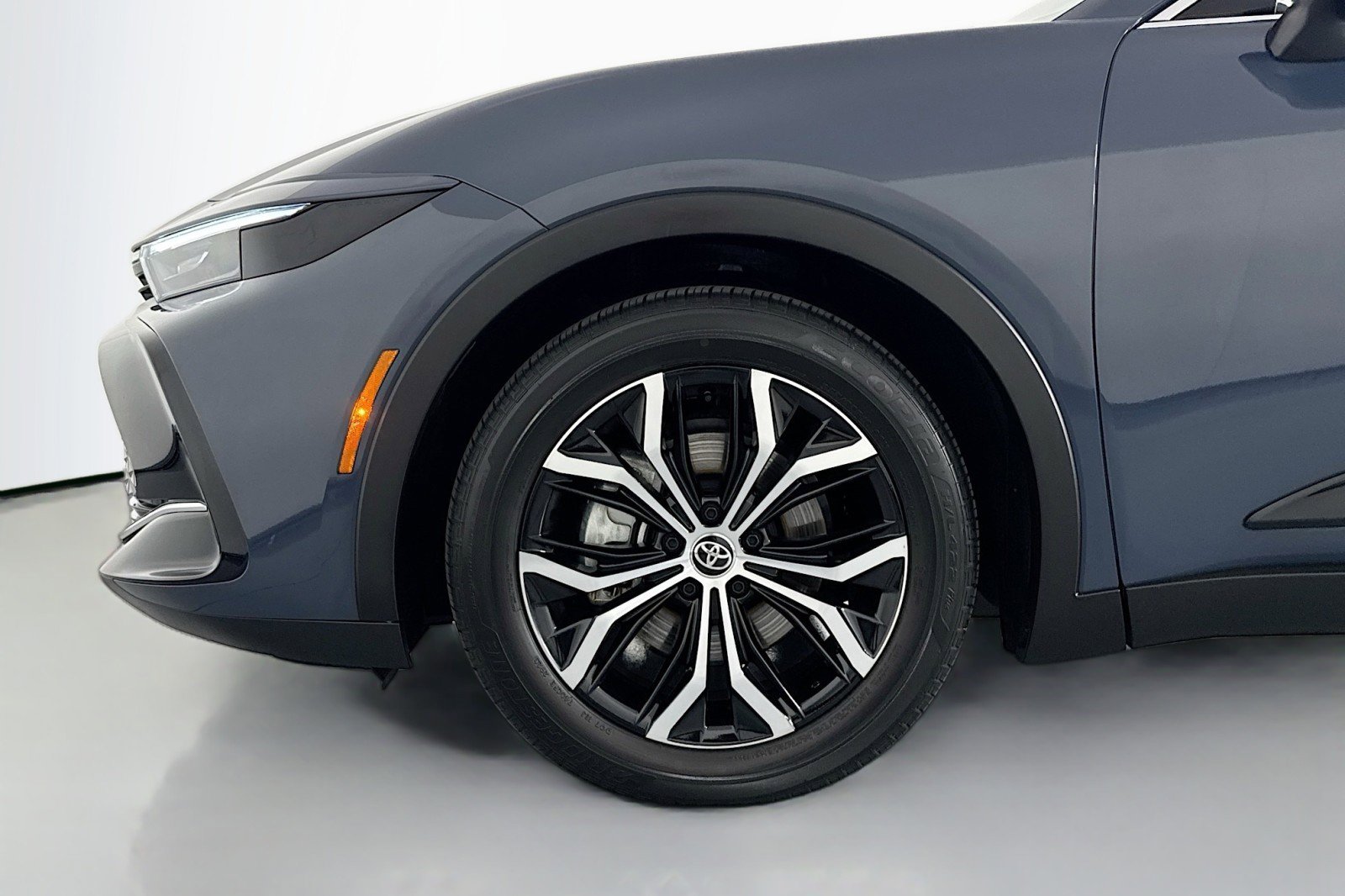 Used 2026 Toyota Crown Limited image 10