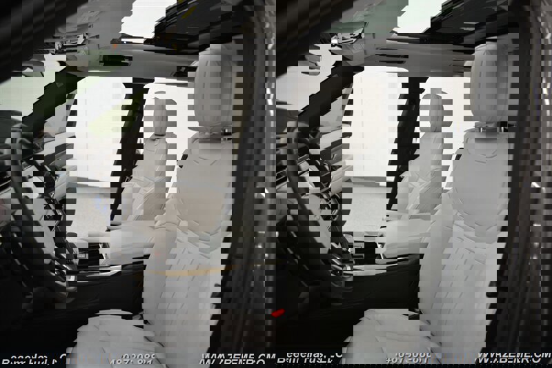 Used 2024 Land Rover Range Rover Sport SE image 16