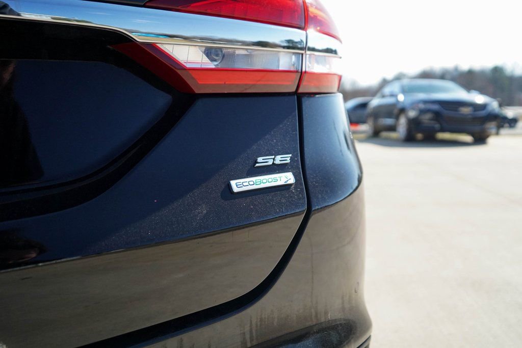 Used 2018 Ford Fusion SE w/ Fusion SE Technology Package image 30