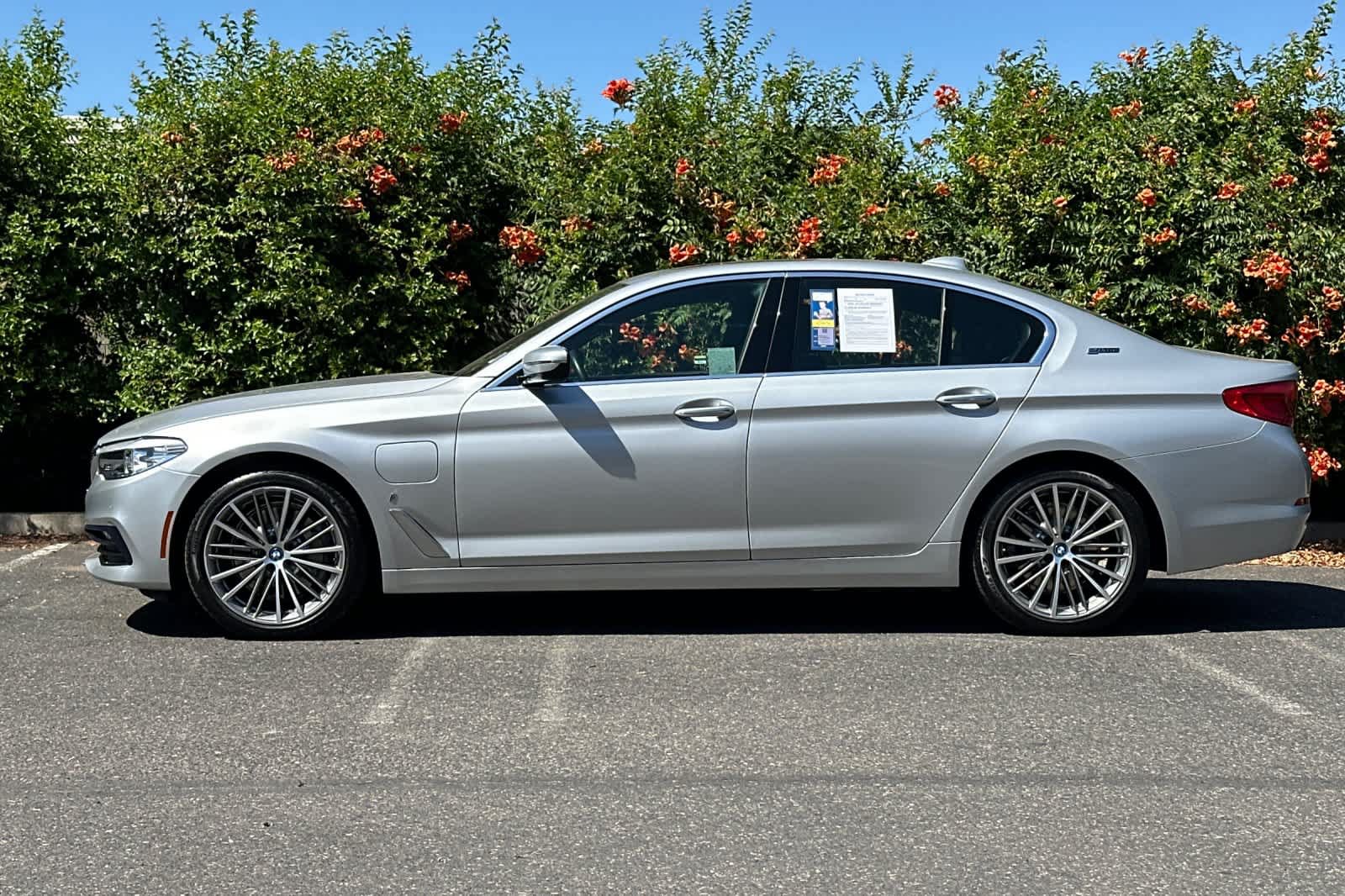Used 2018 BMW 530e RWD image 6