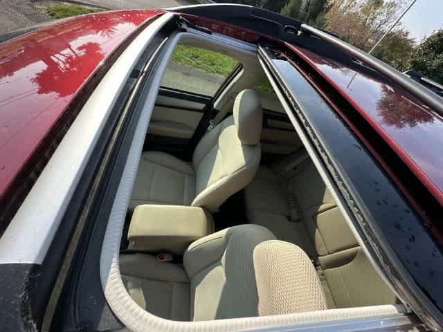 Used 2019 Subaru Outback 2.5i Premium w/ Popular Package #2 AWD/4WD image 6