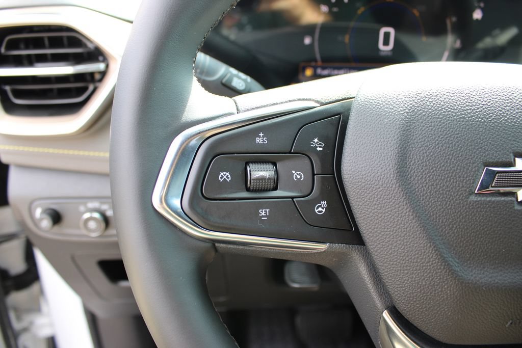 Used 2024 Chevrolet TrailBlazer ACTIV AWD/4WD image 12