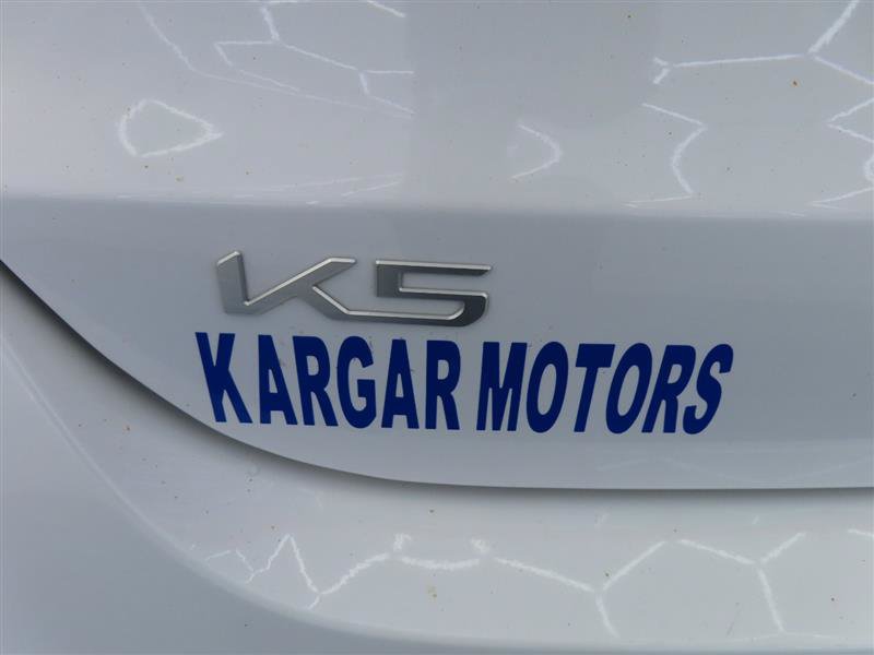 Used 2023 Kia K5 LXS FWD image 9