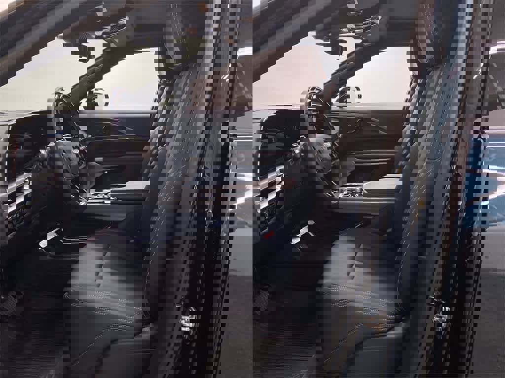 Certified 2025 Cadillac Lyriq Luxury w/ LPO, Floor Liner Package image 14