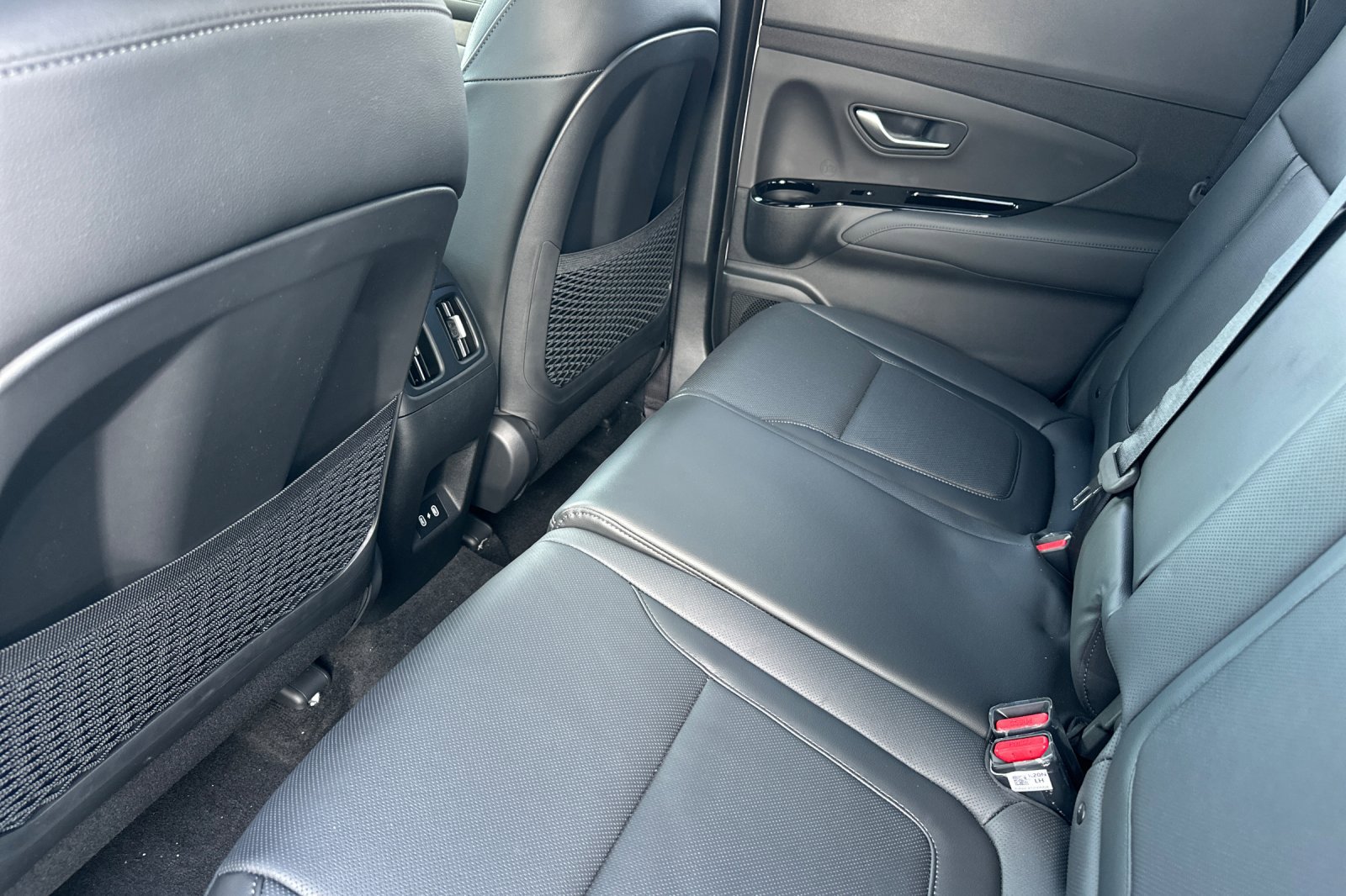 New 2026 Hyundai Santa Cruz Limited image 12