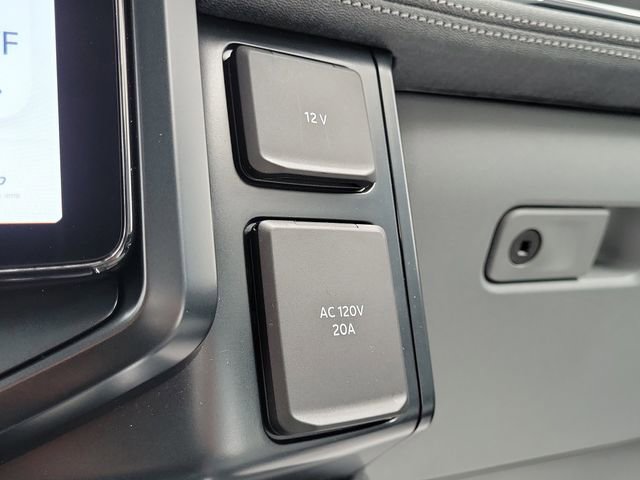 Used 2025 Ford F150 Lightning Flash AWD/4WD image 27