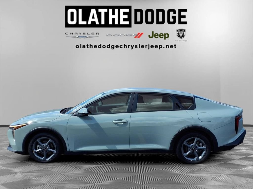 Used 2025 Kia K4 FWD image 22