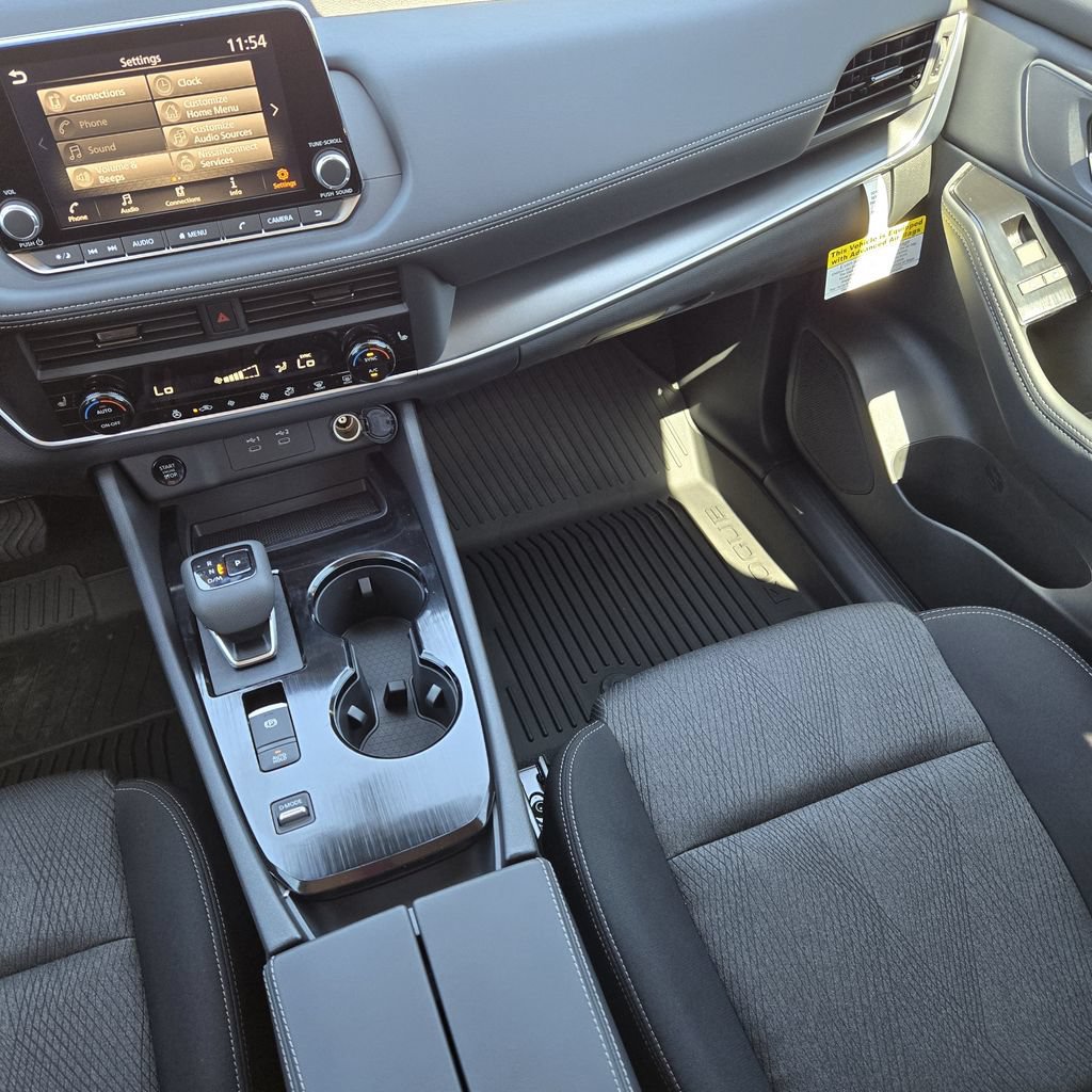 New 2026 Nissan Rogue SV w/ Cold Weather Package FWD image 12