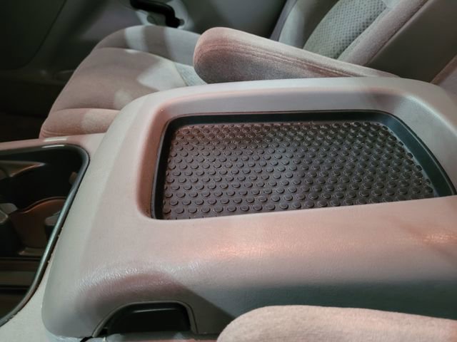 Used 2005 Chevrolet Suburban LS w/ Preferred Equipment Group image 28