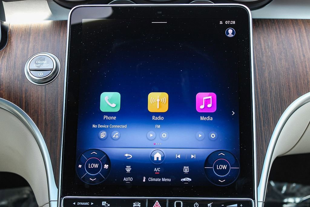 Used 2025 Mercedes-Benz C 300 4MATIC Sedan image 15