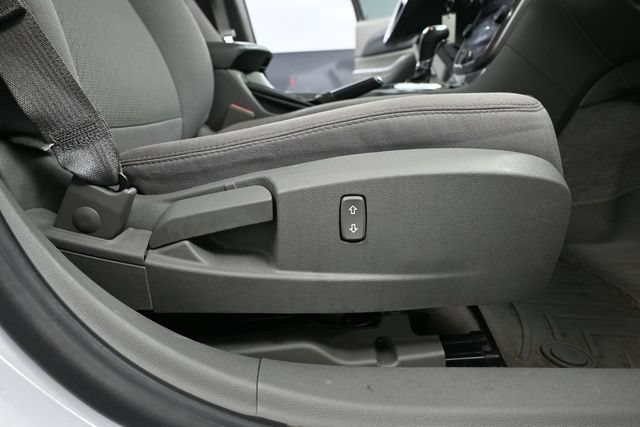 Used 2015 Chevrolet Malibu LS FWD image 37