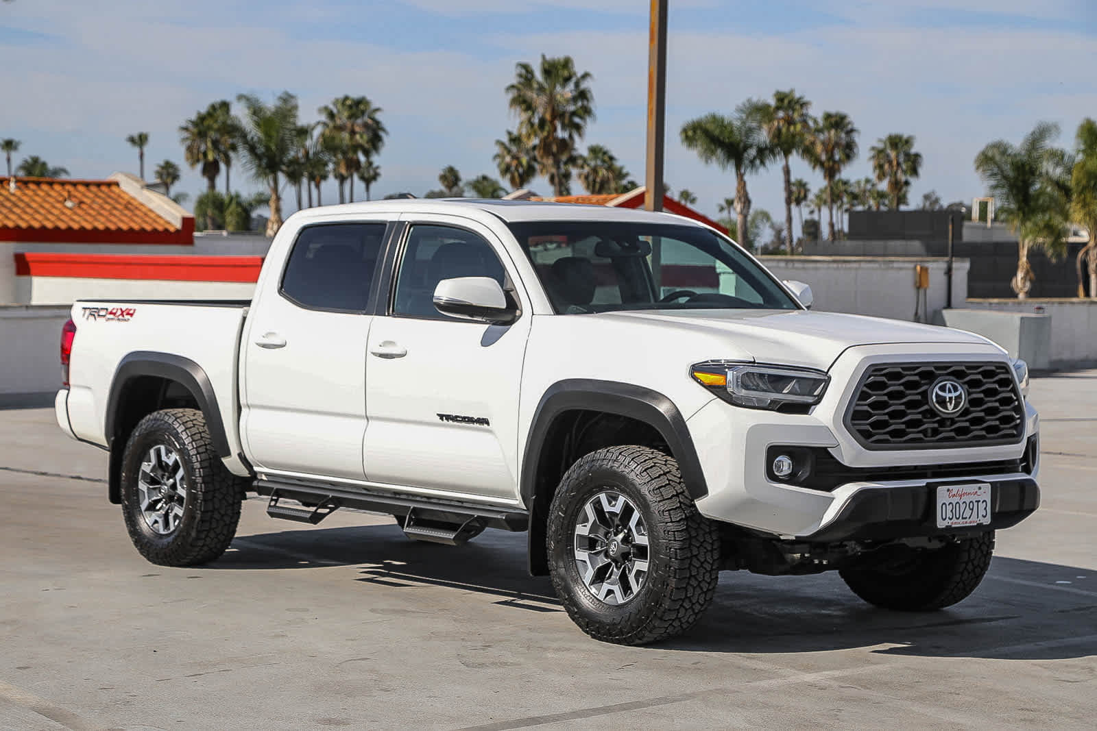 Certified 2023 Toyota Tacoma TRD Off-Road w/ TRD Premium Off Road Package image 5