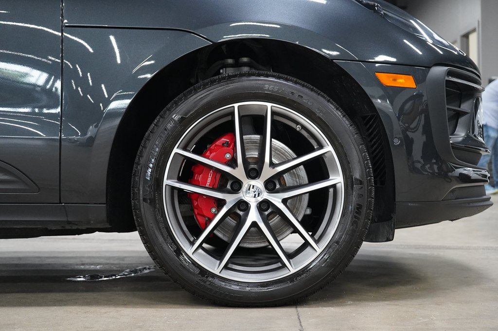 Used 2023 Porsche Macan S AWD/4WD image 39