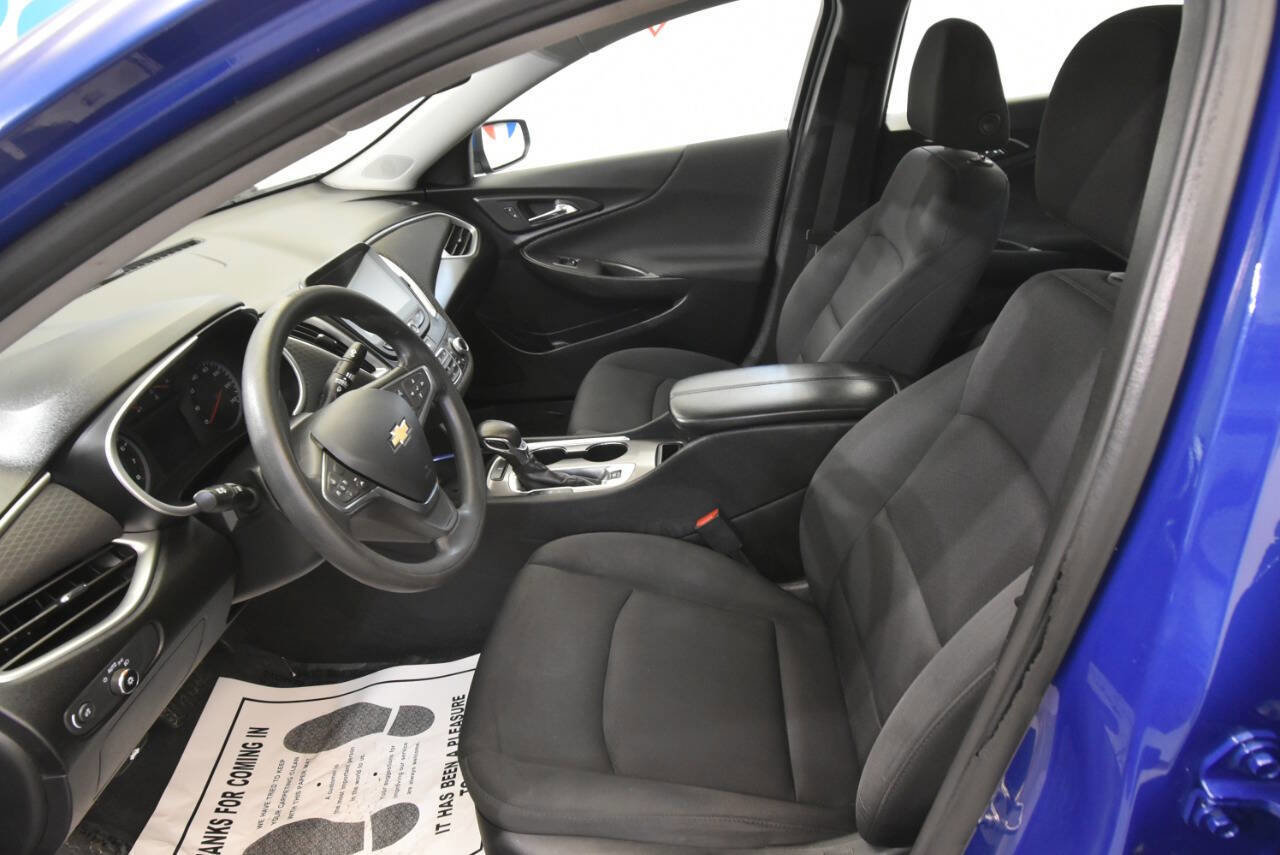 Used 2023 Chevrolet Malibu LT FWD image 12