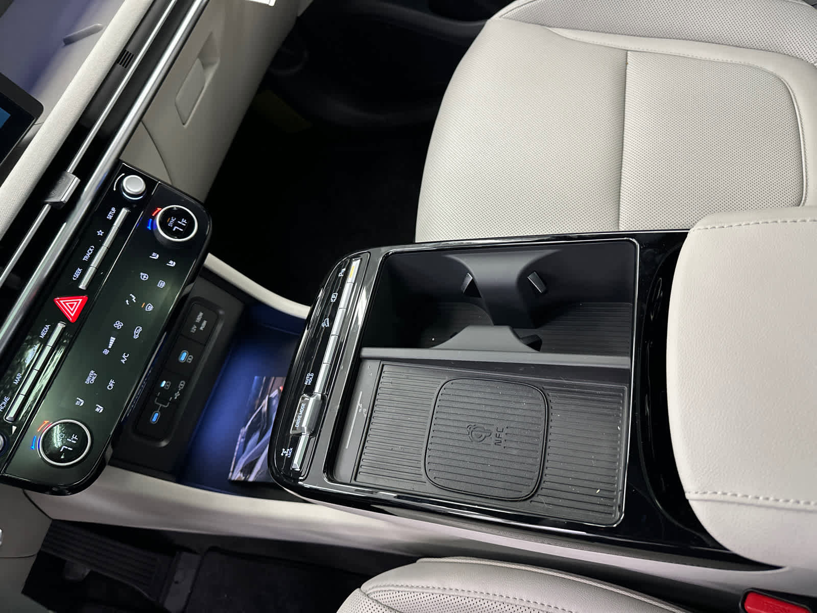 New 2026 Hyundai Tucson Limited w/ Tow & Go Package image 20