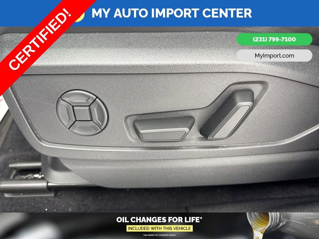 Used 2025 Audi Q5 Premium w/ Convenience Package image 12