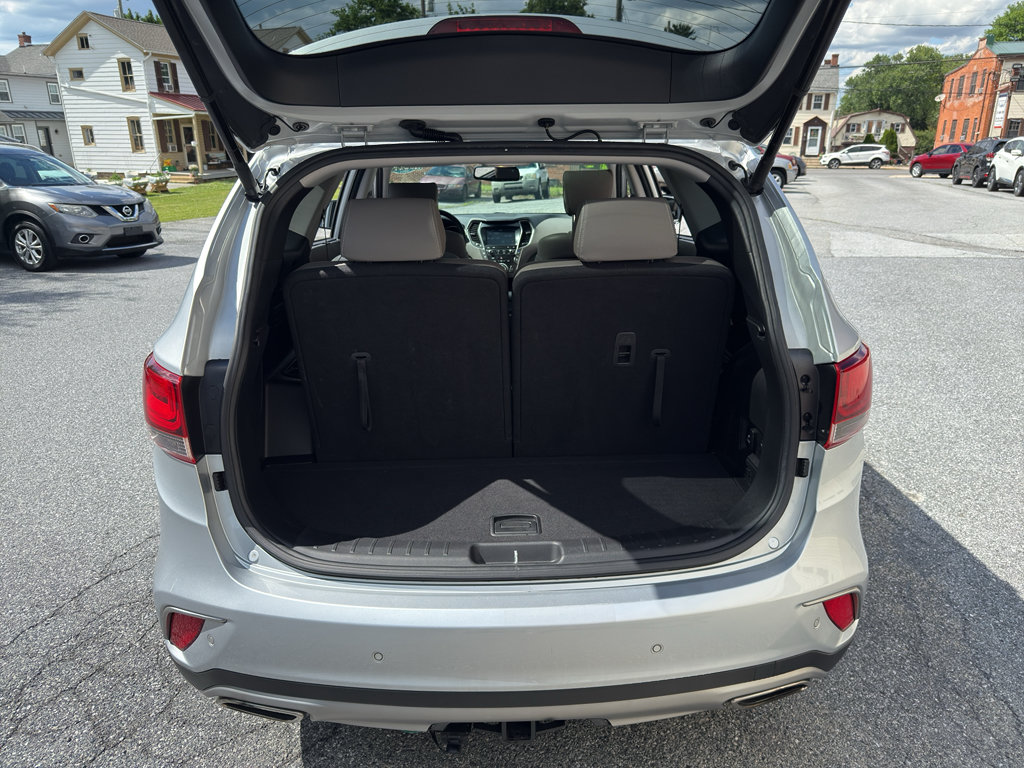 Used 2019 Hyundai Santa Fe XL AWD/4WD image 28
